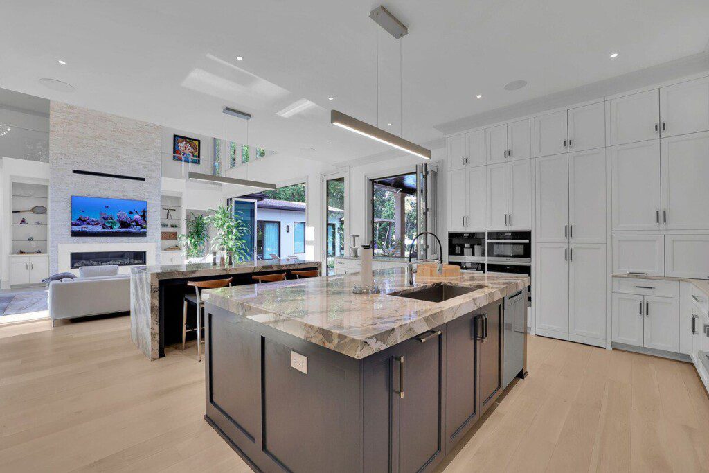 24fdb747 90ea 4c8c 8ad6 7df8b1f41434