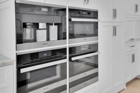 813aa36d 8008 41d0 99b4 0853b1cc2076