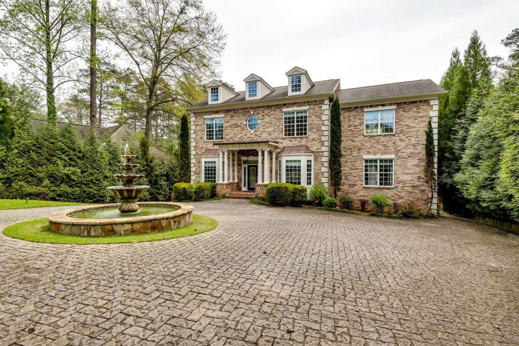 15590240 c50c 4091 b095 3edbd8610e13