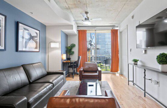 6373d738 0959 4548 8532 de0163d02431