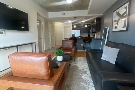 76b01153 0bad 43e4 88d8 d1d196ec0588