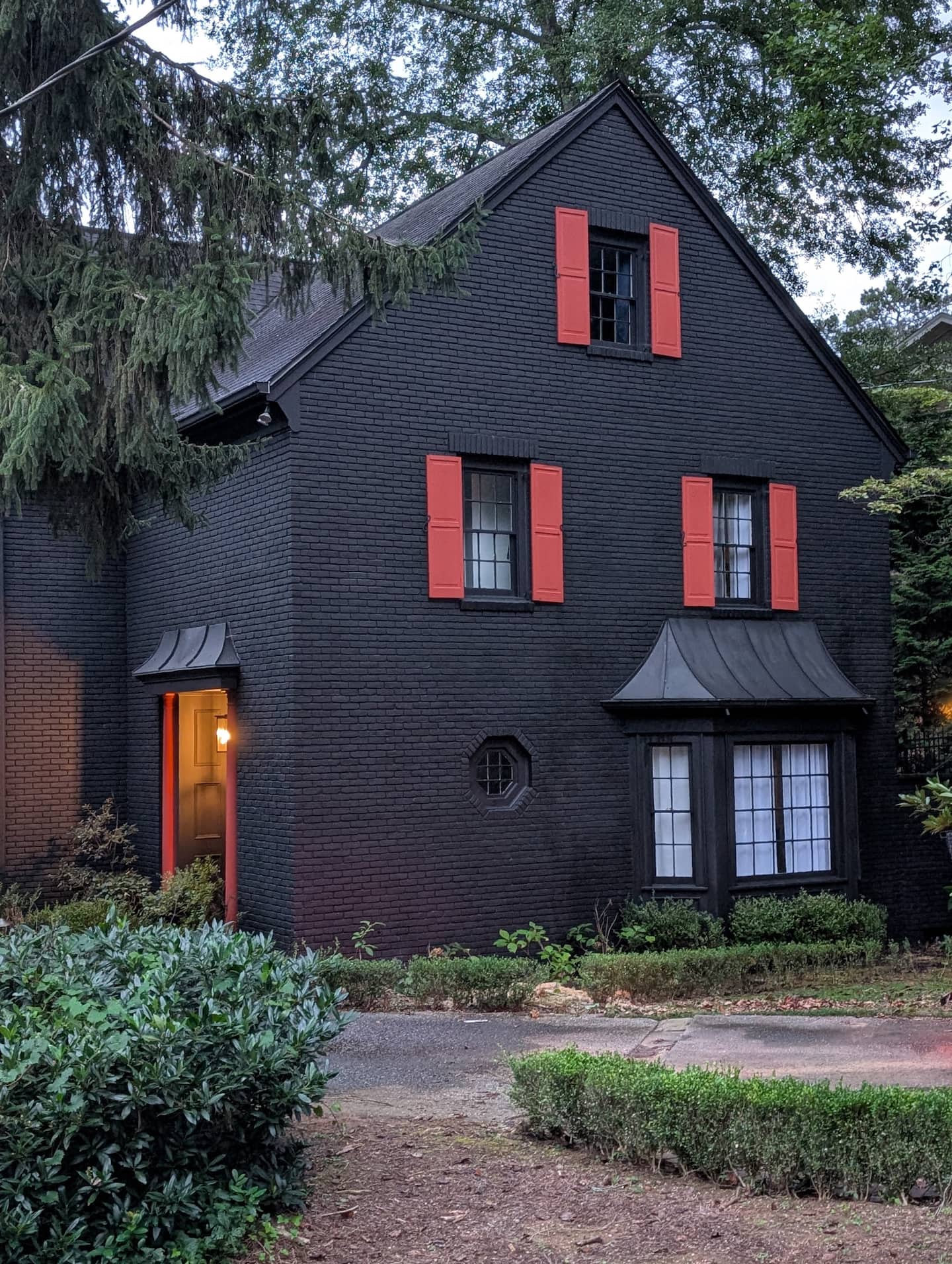 7a946e1a 035a 400b 8b2c 58eb44f7f125