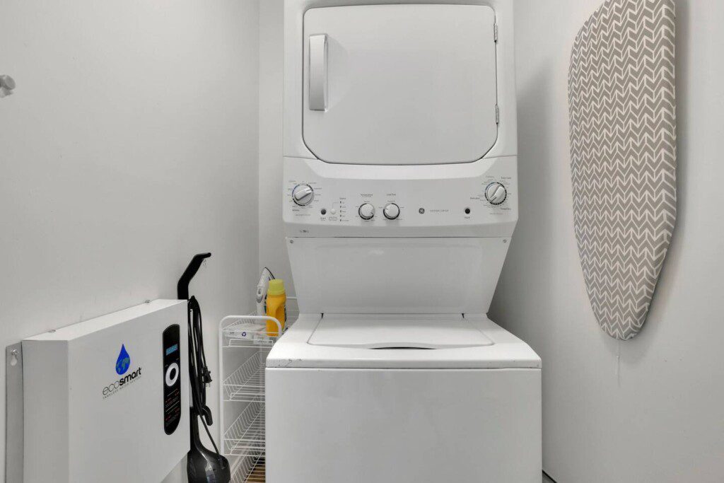 87d618ad cfe1 4bc6 ad9c ce7cba85f45c