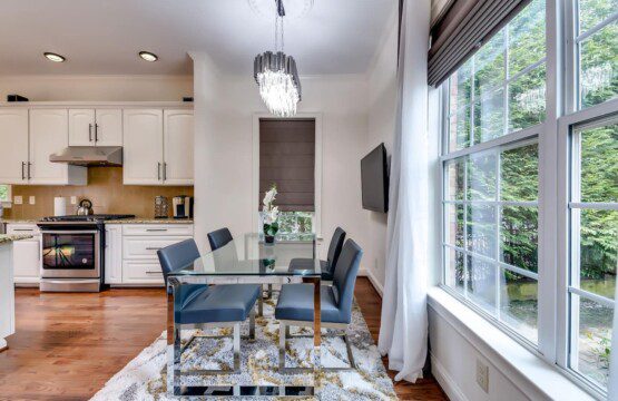 e50cccb0 92b7 4d24 b739 12635cc03f25