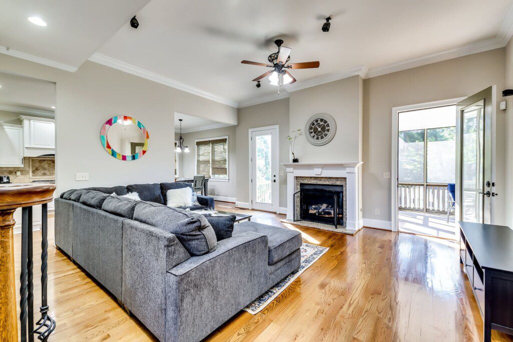 f0aad67e 8ff2 47ee a40a d35f66fa12c5